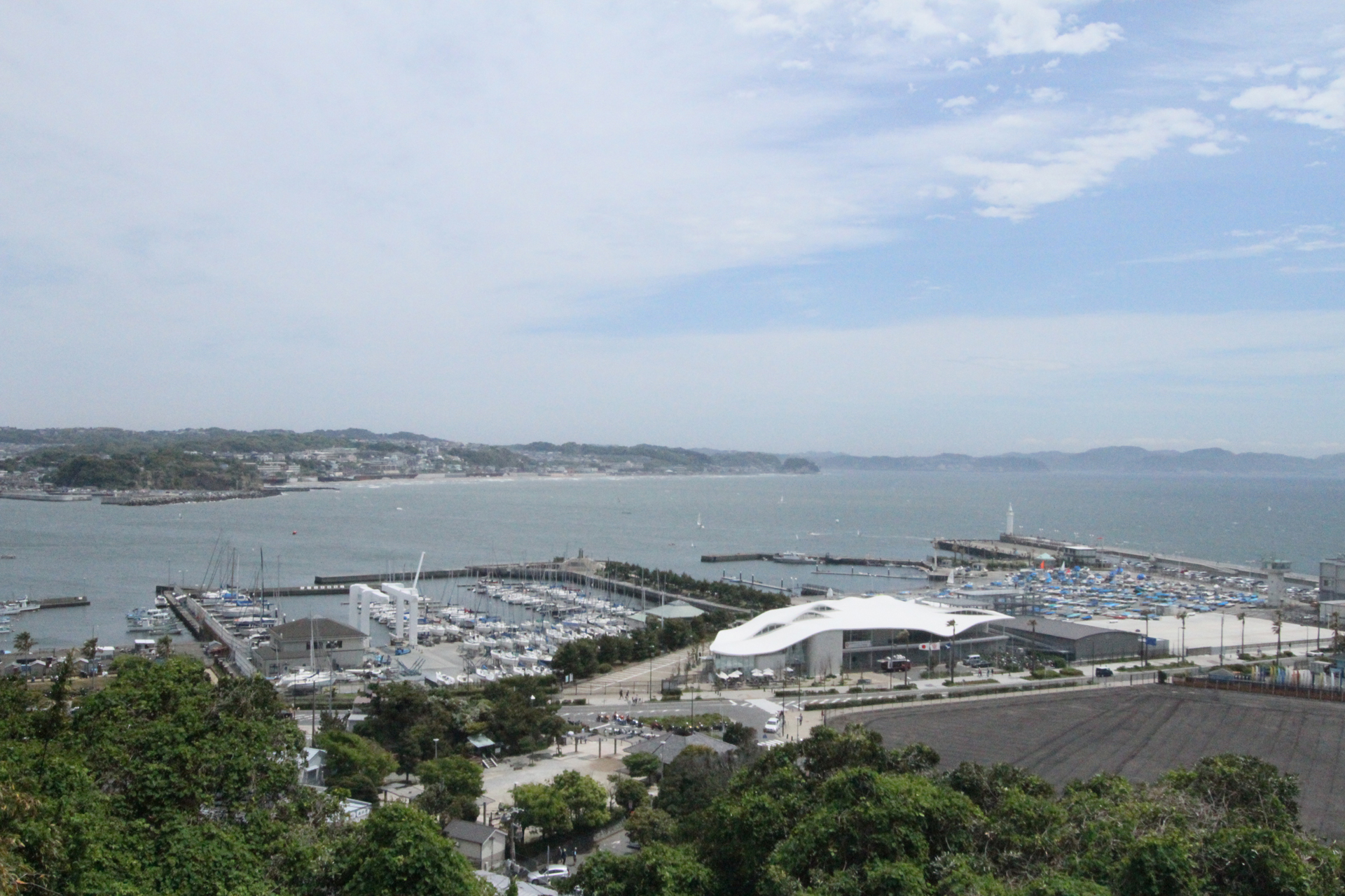 江の島のヨットハーバ