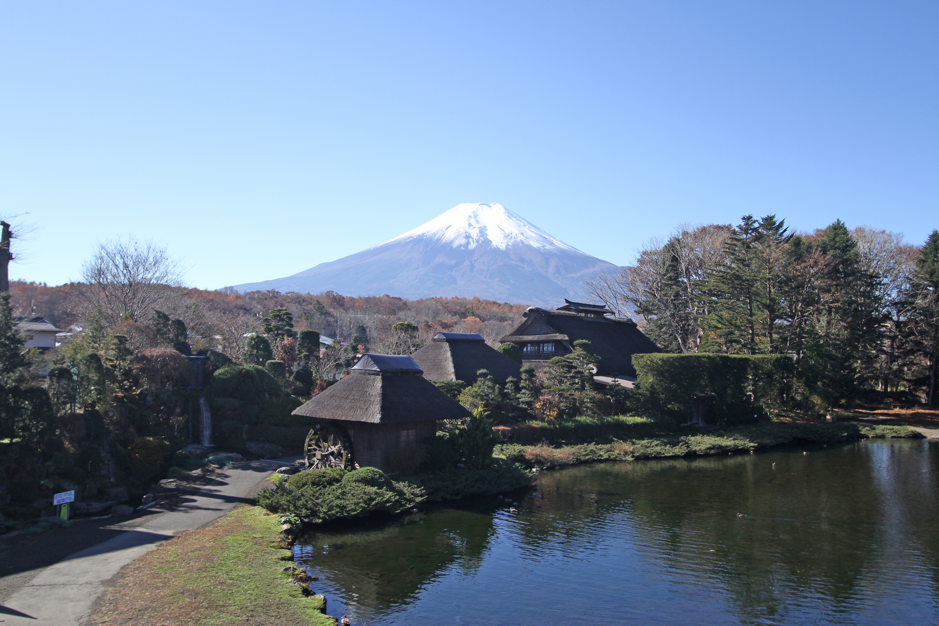忍野八海から見た富士山5